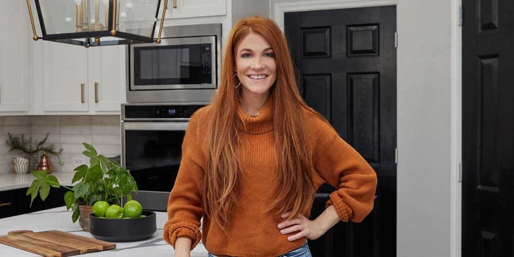 Image of jen todryk in her kitchen